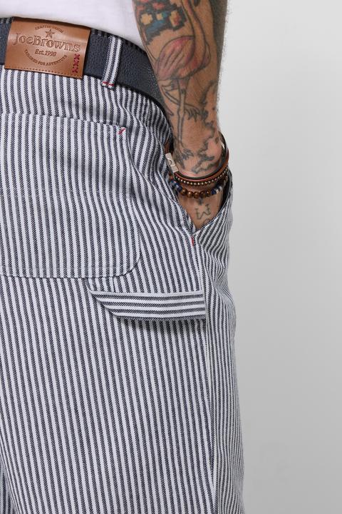 Image du produit Joe Browns Striped Carpenter Shorts with Hammer Loop – Navy/White (36)