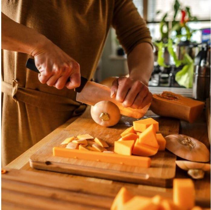 Actual product image Fiskars Functional Form Nakiri knife (15.80 cm)