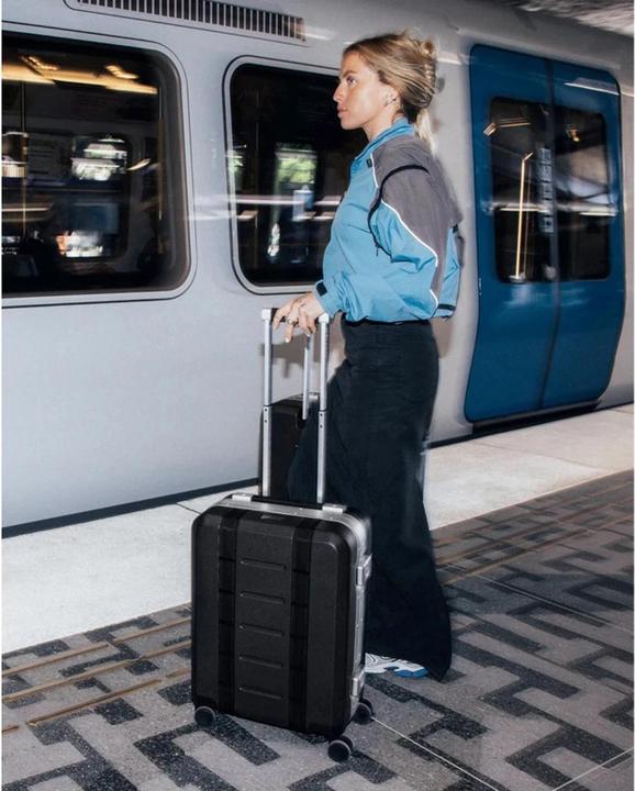Produktbild D_b_ Ramverk Pro Carry-on (38 l)