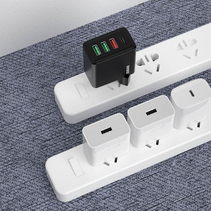 Produktbild Dudao Travel charger A5HEU 3x USB + USB-C, PD 20W (white) (20 W)