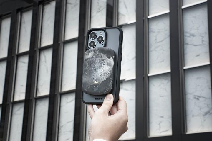 Actual product image Laut MagSafe - Power Banks - Black