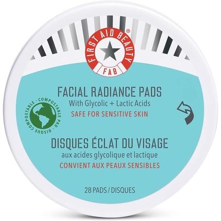 Actual product image First Aid Beauty Facial Radiance Daily Exfoliating Pads with AHA (Cleansing scrub)