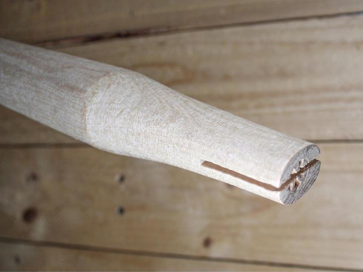 Actual product image Faithfull Fsc Hickory Sledge Hammer Handle