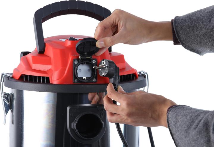 Actual product image Camry CR 7045 industrial vacuum cleaner stainless steel