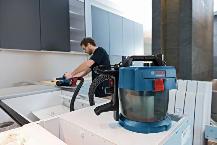 Actual product image Bosch Professional Gas 18v-10 L (Wet dry vacuum cleaner)