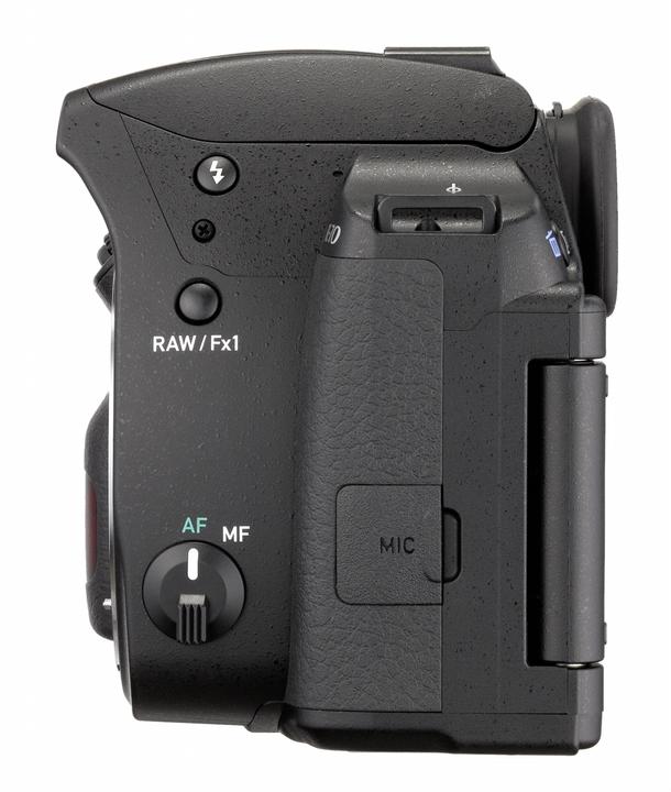 Actual product image Pentax K-70 Kit + DAL 18-50 WR (18 - 55 mm, 24.24 Mpx, APS-C / DX)