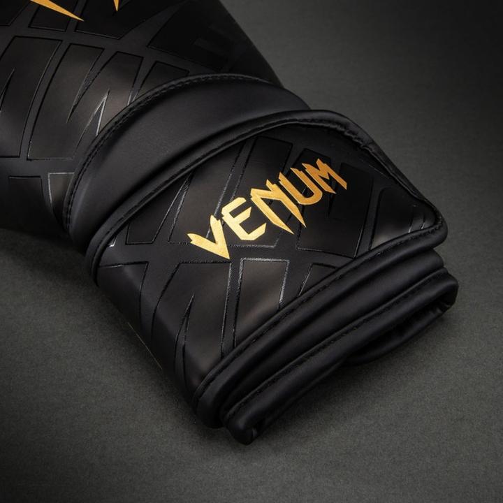 Actual product image Venum Contender 1.5 XT 3D Boxhandschuhe Schwarz/Gold (10 OZ, One size)