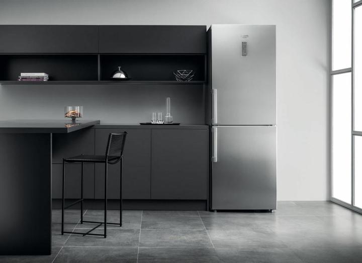 Produktbild Hotpoint HA70BE 72 X Kühl-Gefrierkombination Freistehend 444 L E Edelstahl (462 l)