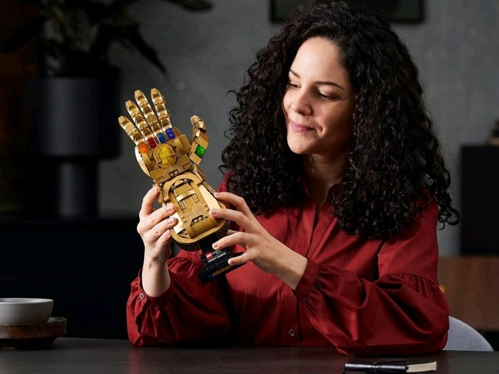 Actual product image LEGO Infinity Glove (76191, LEGO Marvel)