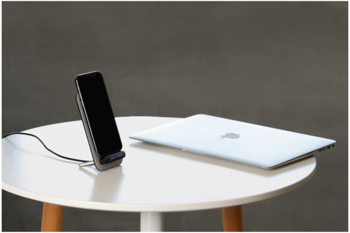 Produktbild Xlayer Wireless Charging Stand (10 W)