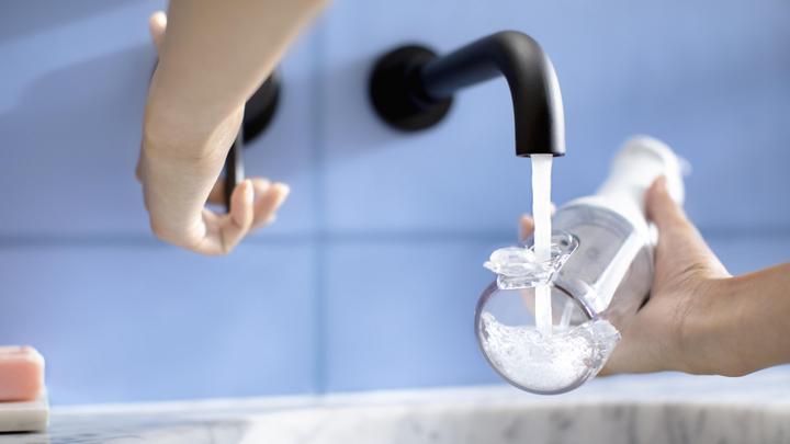 Produktbild Philips Sonicare Diamond Clean 9000 & Cordless Power Flosser 3000 (Schallzahnbürste)