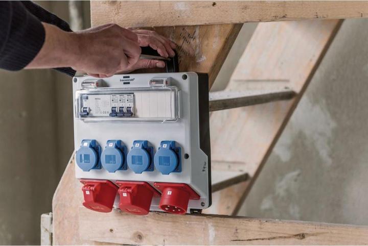 Produktbild Brennenstuhl Tragbarer Wandverteiler (6 x, CEE 16/5, CEE)