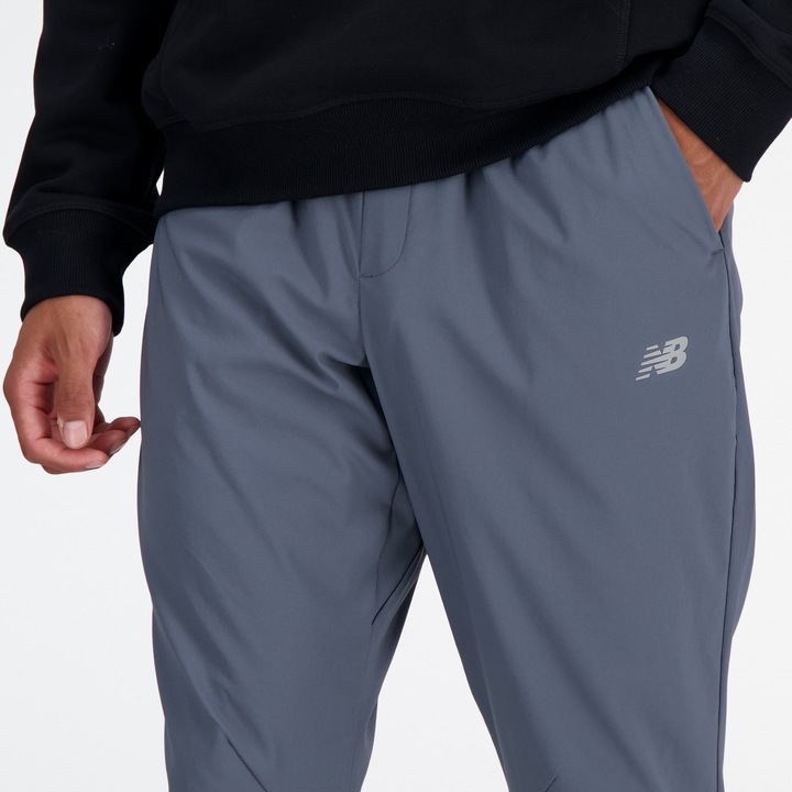 Produktbild New Balance AC Tapered Pant 29" (L)