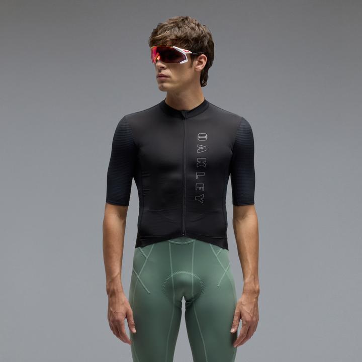 Actual product image Oakley Endurance Lite (XL)