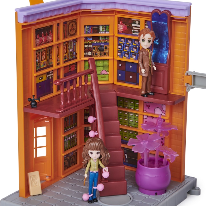Produktbild Spin Master Wizarding World Harry Potter - Diagon Alley (Winkelgasse) Spielset mit Licht und Sound sowie 2