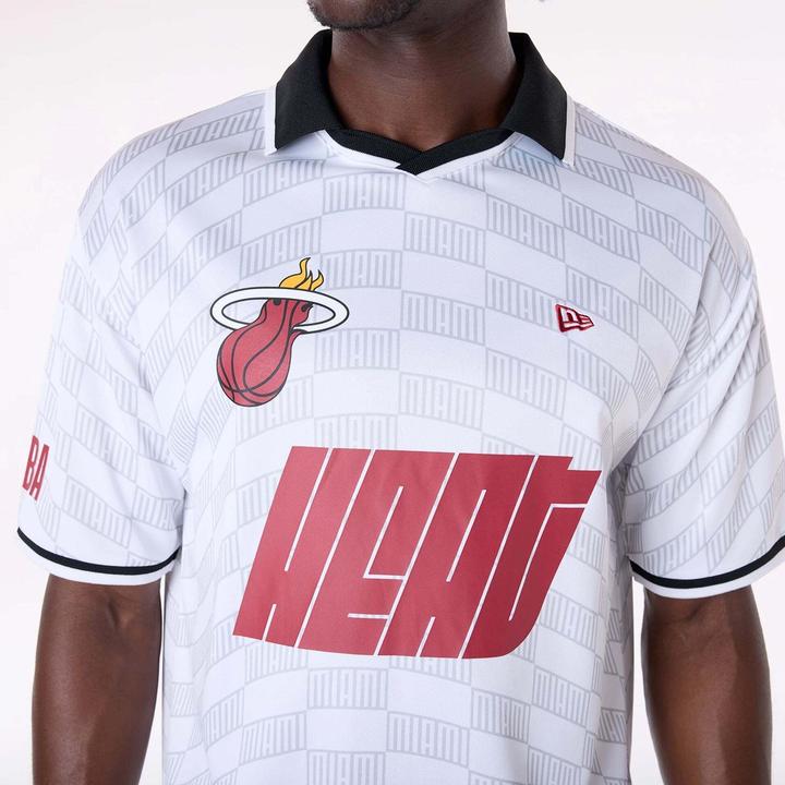 Image du produit New Era T-shirt Oversize Miami Heat Soccer (S)