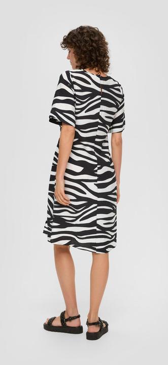 Produktbild s.Oliver Kleid Kleid mit Rundhalsausschnitt (32)