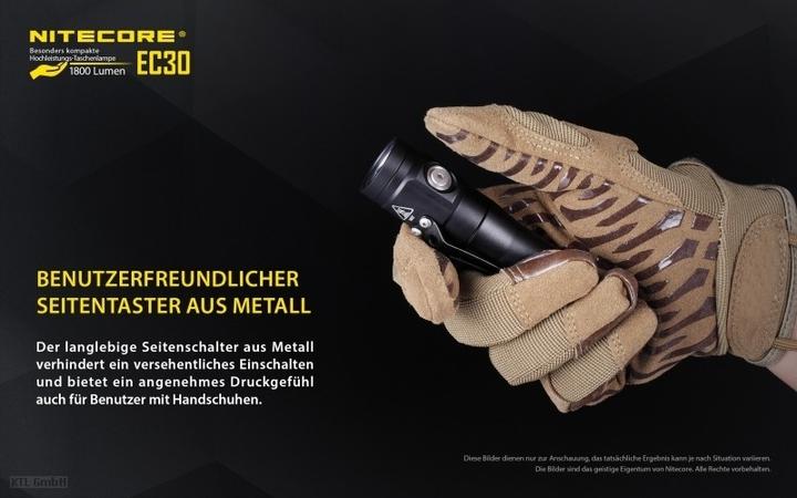 Produktbild Nitecore EC30 inkl. Akku (11.15 cm, 1800 lm)