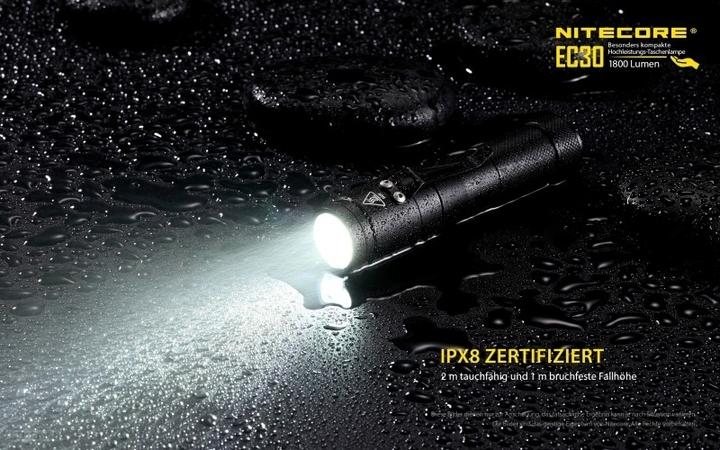 Produktbild Nitecore EC30 inkl. Akku (11.15 cm, 1800 lm)