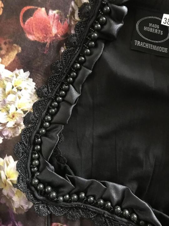 Produktbild Haus Huberts Dirndl mit Blumen (38)