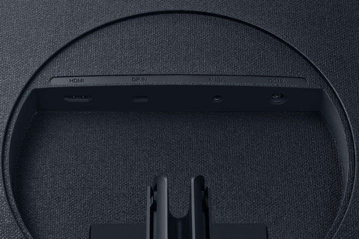 Actual product image Samsung LU32R590CWUXEN (3840 x 2160 Pixels, 32")