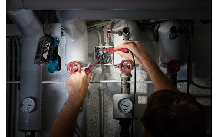 Produktbild Bosch Professional GLI VariLED (420 lm)