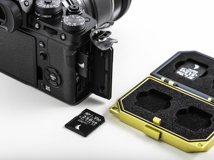 Actual product image Angelbird SD Card AV PRO 256GB V30 (256 GB, SDXC, UHS-I)