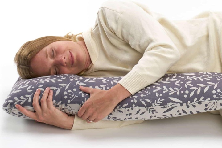 Actual product image Flora Cool Grey nursing and sleeping pillow