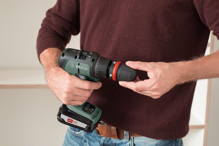 Produktbild Bosch Home & Garden Advanced Impact 18 Schlagbohrmaschine Set (mit 2 Akkus) (Akkubetrieb)