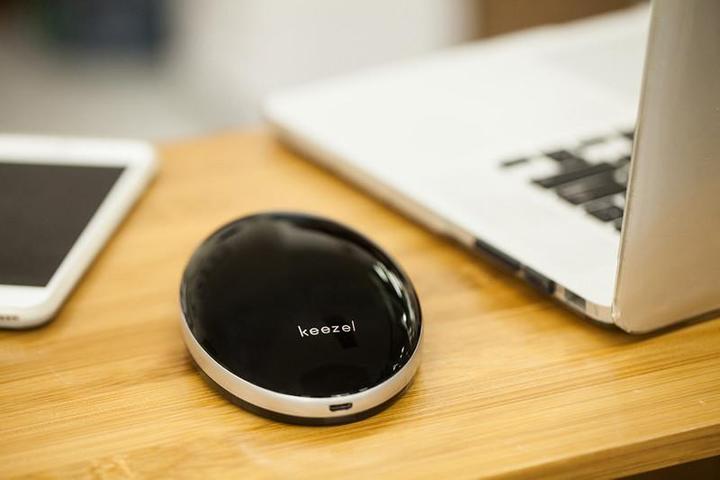 Actual product image Keezel KZL-1 Wireless Internet Security Router with 1 Year Premium VPN Software