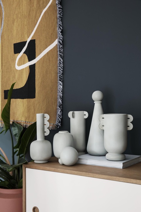 Actual product image Ferm Living Muses Vase (1 x, 20.5 x 13.5 x 26 cm, 10 l)