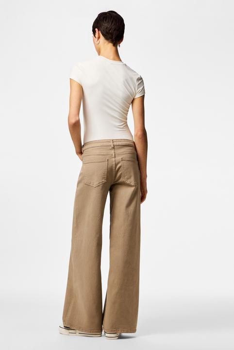 Produktbild Pieces PCSELMA LW Wide Fit Jeans (27)