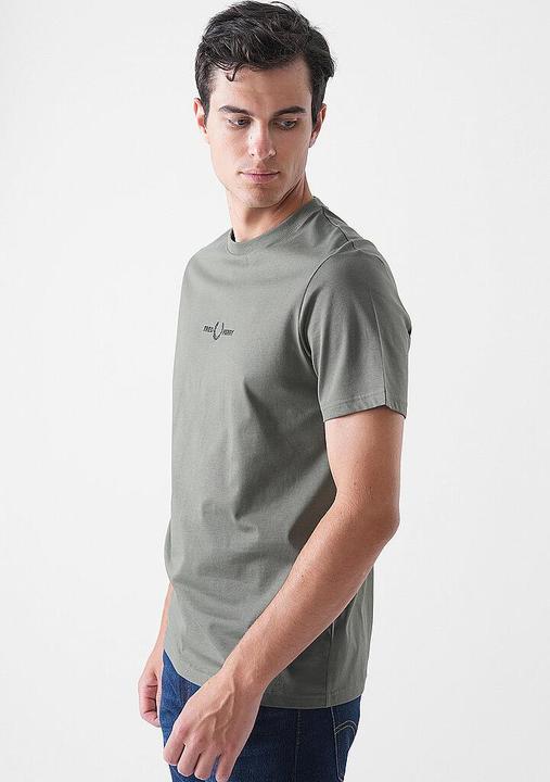 Actual product image Fred Perry M4580 (S)