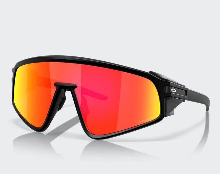 Actual product image Oakley Latch Panel (Matt black, Prizm ruby)