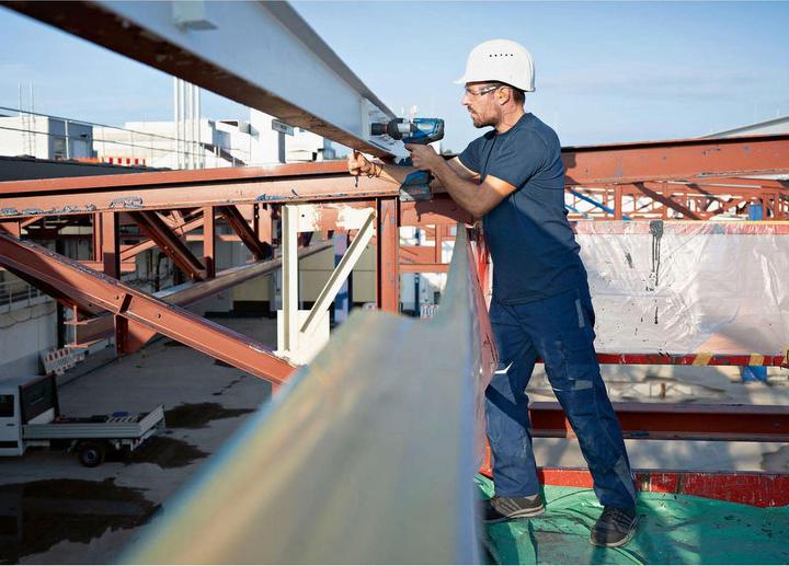 Actual product image Bosch Professional Cordless impact wrench GDS 18V-1600 HC