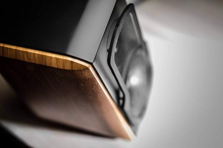 Actual product image Edifier S1000DB (1 pair, 120 W)