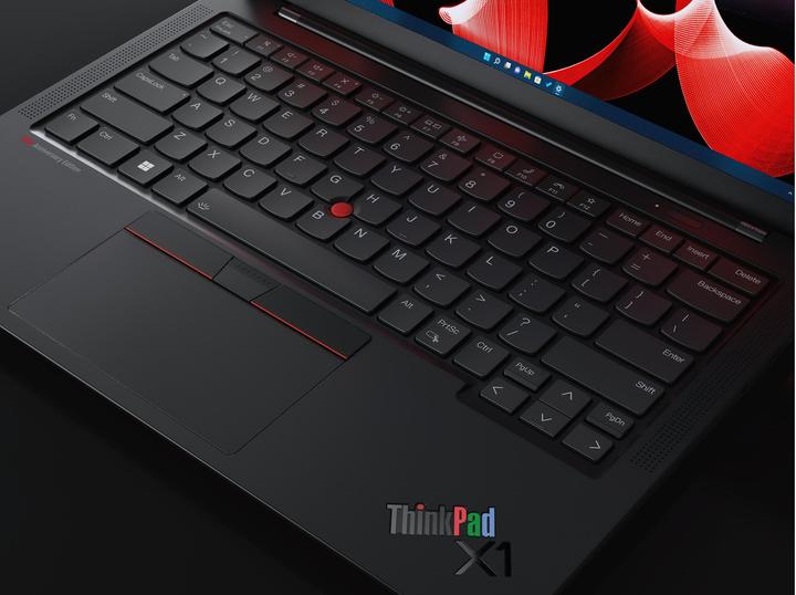 Produktbild Lenovo ThinkPad X1 Carbon Gen 10 (14", 1000 GB, 32 GB, CH, Intel Core i7-1260P)
