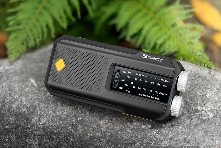Actual product image Sandberg Survivor Radio All-in-1 2000 (AM, FM, Radio Frequency (RF))