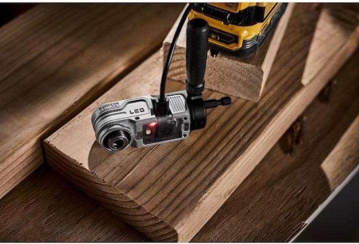 Actual product image DeWalt Angle attachment 1/4Z with LED DTLRA-QZ