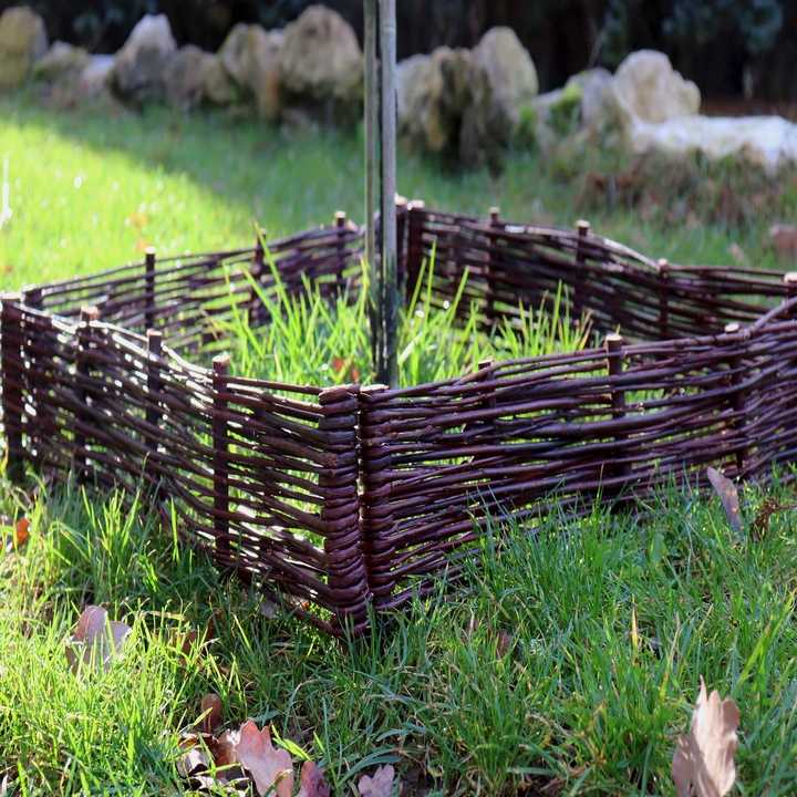Produktbild Aquagart 4 Beeteinfassungen aus Weide 10x50cm I Beetbegrenzung /Weidenzaun zur Beetumrandung Rasenkante (50 cm)