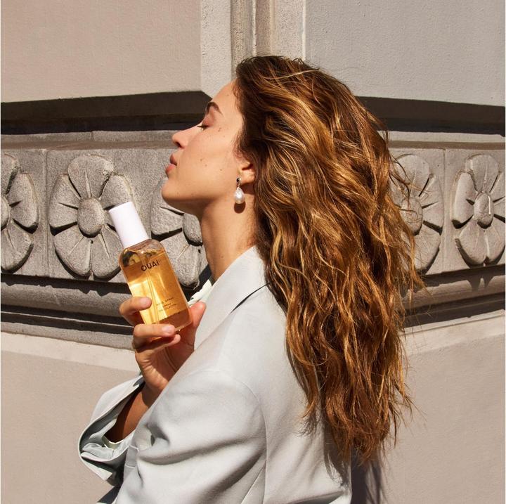 Immagine prodotto Ouai Wave Spray Spray Texture per capelli con olio di cocco e proteine del riso (177 ml)