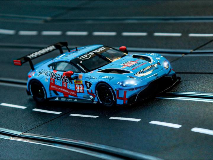 Actual product image Carrera Aston Martin