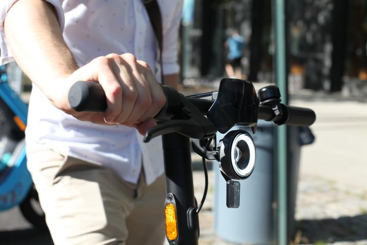 Actual product image Niu KQi3 Pro (20 km/h, 50 km, 350 W)