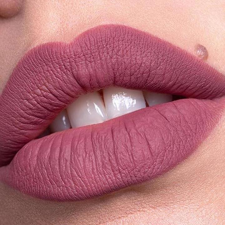 Actual product image Catrice Plumping Lip Liner (Cheers To Life)