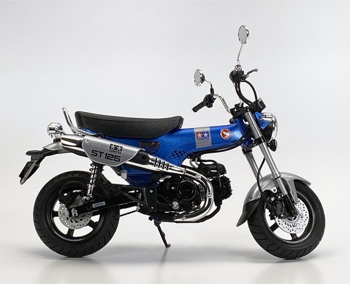 Actual product image Tamiya 1/12 Honda Dax125 Limited Edition