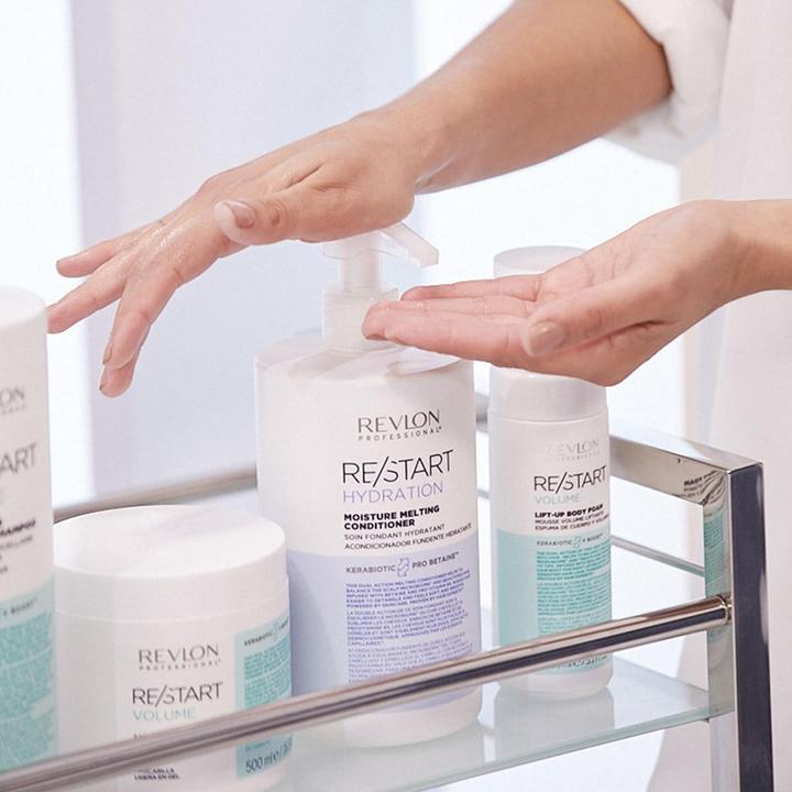 Produktbild Revlon Professional Moisture Melting (750 ml)