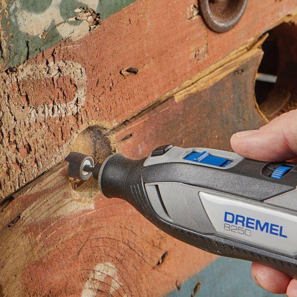 Produktbild Dremel 8250 2.0 Ah 12V Li-Ion 5-tlg. Zubehör