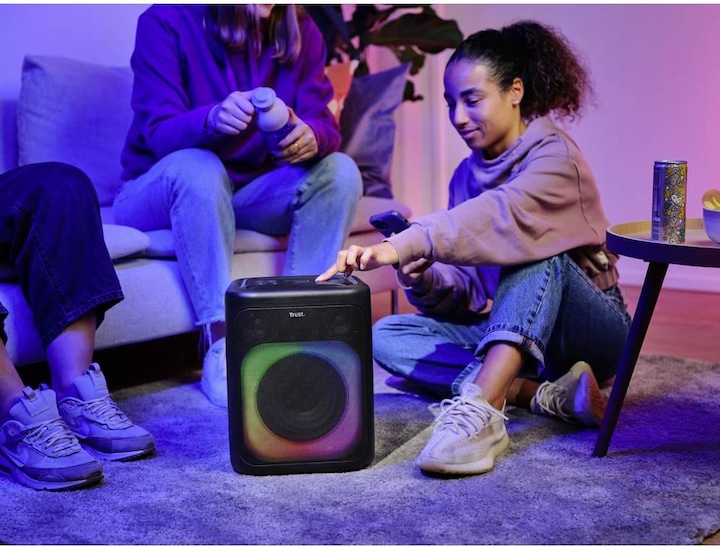 Actual product image Trust Azura (11 h, Electrical connection)