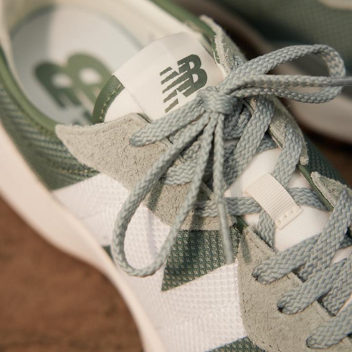 Produktbild New Balance MS327MS (45)