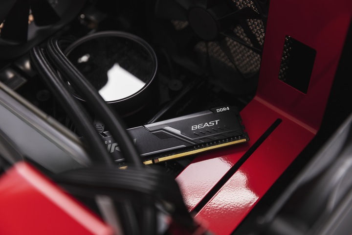 Productafbeelding Kingston FURY Beest (1 x 8GB, 3200 MHz, DDR4 RAM, DIMM 288 pin)